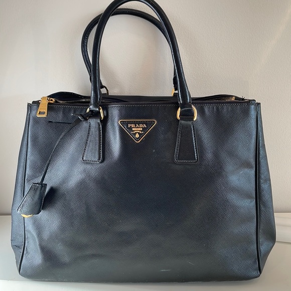 Auth Prada Black Tessuto Nylon Saffiano Women Fashion Tote Bag